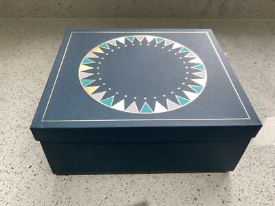 ZWEI SCHÖNE ELEMIS GESCHENKBOXEN BRANDNEU