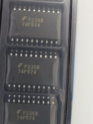 (10 PCS) 74F574SCX FSC IC FF D-TYPE SNGL 8BIT 20SOIC