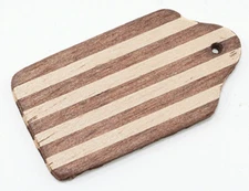 Dollhouse Miniatures 1:12 Scale Cutting Board, Dark and Light Wood #IM65269
