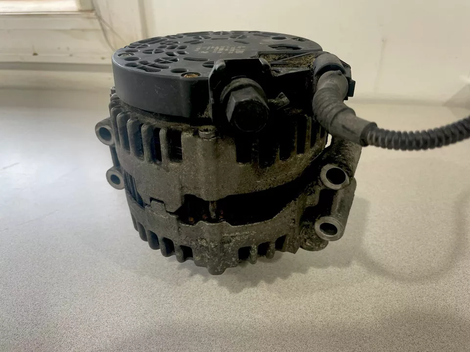 BMW X3 3.0Si E83LCI 2006-2010 ~ Alternador ~ 180A ~ 12317555926 Foto 3 de 4