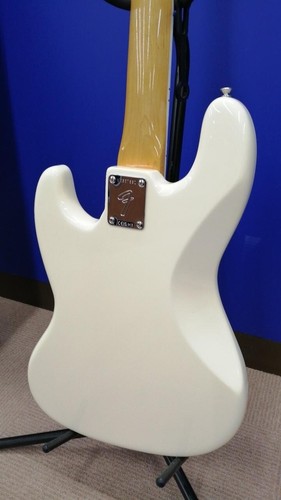 Fender USA 2023 Jazz Bass American Vintage II 1966 Very Good Condition w/Case - Picture 7 of 18