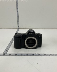 Minolta Maxxum 3xi Black SLR Film Camera Body Only 35mm Camera Powers On