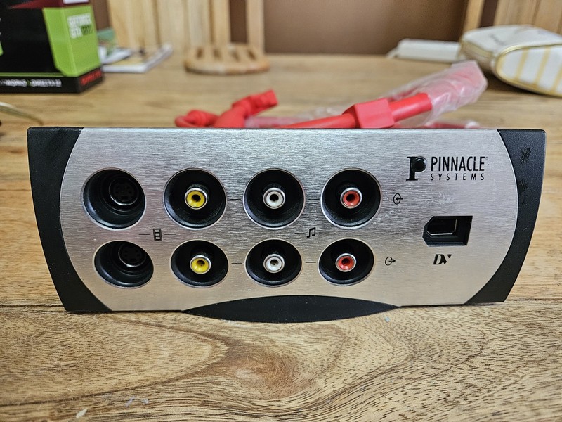 Pinnacle Editing DV Blackbox Breakout Box with Firewire