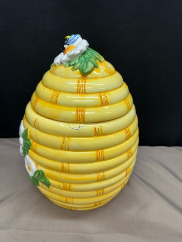 Vintage Ceramic Cookie Jar w/Lid "BEEHIVE" ~  Approx 12" Tall - Picture 5 of 5