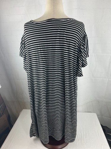Women’s Time and Tru Striped Short Sleeve Maternity T-Shirt Size XXL (20) EUC - Picture 2 of 3