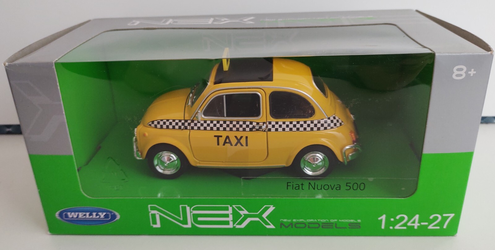 Welly - FIAT NUOVA 500 Taxi (Yellow) Die Cast Model Car - Scale 1:24