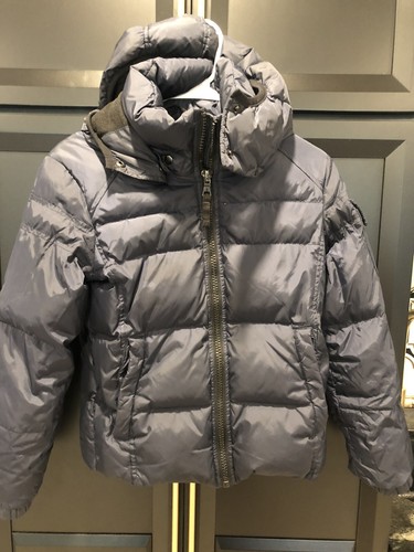 Boys size 12 S13 Navy puffer jacket. Detachable Hood