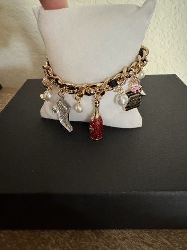 Betsey Johnson Gold-tone Going Out Charm Bracelet Woven Chain Accent - Picture 8 of 14