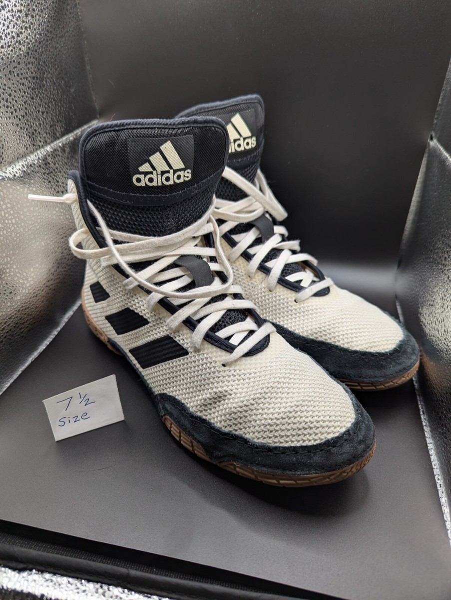 Adidas Men's Tech Fall 2.0 Wrestling Shoe Size 7 1/2, Color Ivory