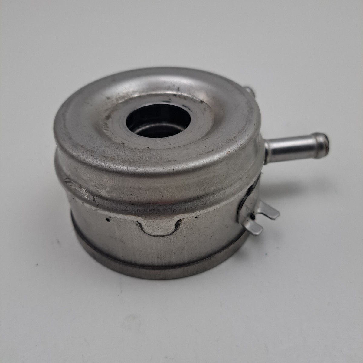 ●Kool E Kawasaki ZX-9R ZX900 Ninja 1997 OEM Oil Cooler W/ Bolt 39068