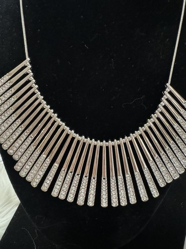Silver Neclace - Picture 3 of 4