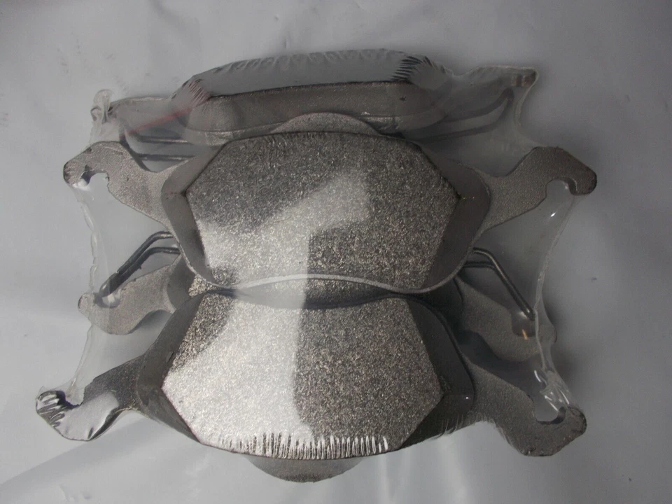 Juego de pastillas de freno de disco ThermoQuiet Wagner MX816 se adapta; Ford Focus 00-04' Foto 2 de 4