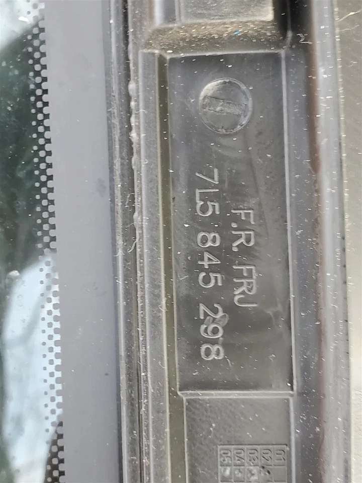 Porsche Cayenne 2003-2010 cuarto de ventana de vidrio lado derecho 7L5845298 OEM Foto 4 de 4