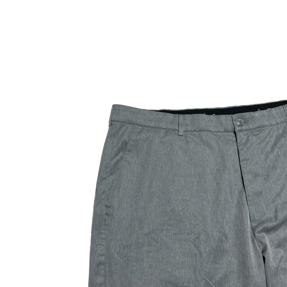 Greg Norman Golf Shorts Mens 40 Gray Flat Front Performance Stretch Casual - Image 4 of 4