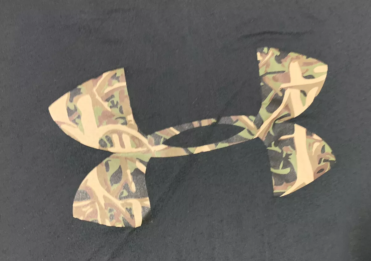 Under armour with camo logo deals