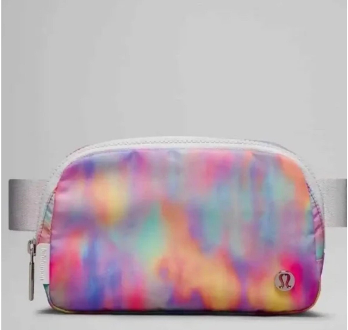 Lululemon Limited Edition Everywhere Belt Bag in Prism Wash Lululemon Everywhere Belt Bag 1L 7.5 x 2 x 6 main image 4