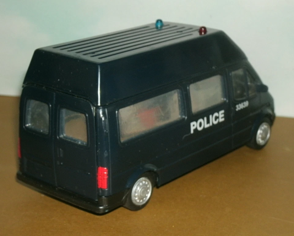1/32 Scale 1998 Ford Transit Mk3 Plastic Hightop Police Van (6.5") New-Ray Toy - Image 2 of 4