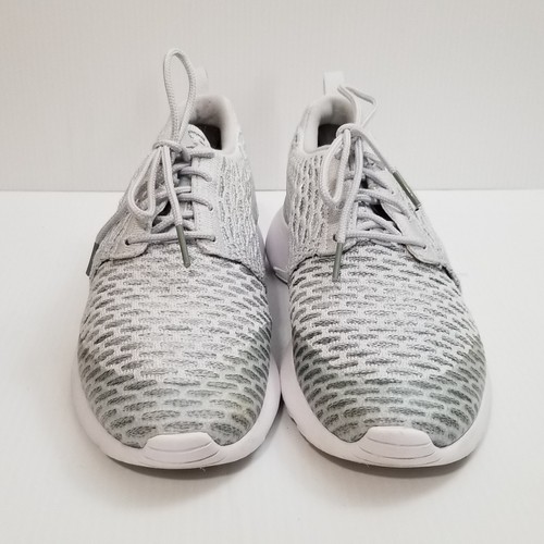 Nike Damengröße 8 Roshe One Flyknit grau weiß Nike Laufschuhe 704927-009 - Bild 5 von 12
