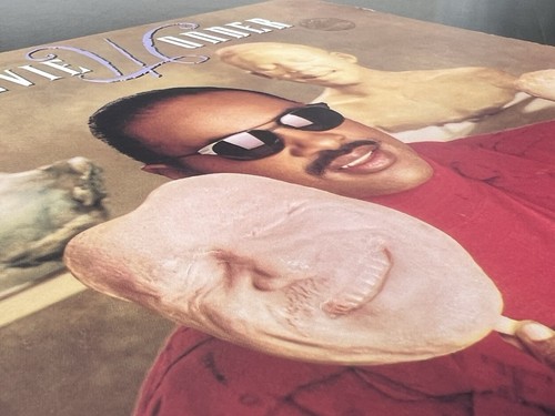 Stevie Wonder Characters Vinyl LP Motown (6248ML) Embossed Gatefold, Record EX - Picture 18 of 18