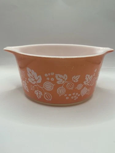 Vintage Pink Pyrex Gooseberry 1 QT 473 Casserole Adorable Piece
