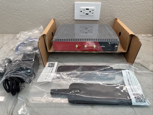 Opengear OM1204-L Operations Manager Half Rack Width 4-port Serial Open Box