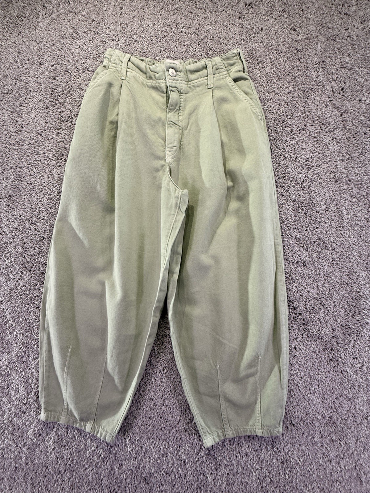 NWOT Pilcro Breaker Wide Leg Barrel Pleated Pants 26P Green Elastic Waist