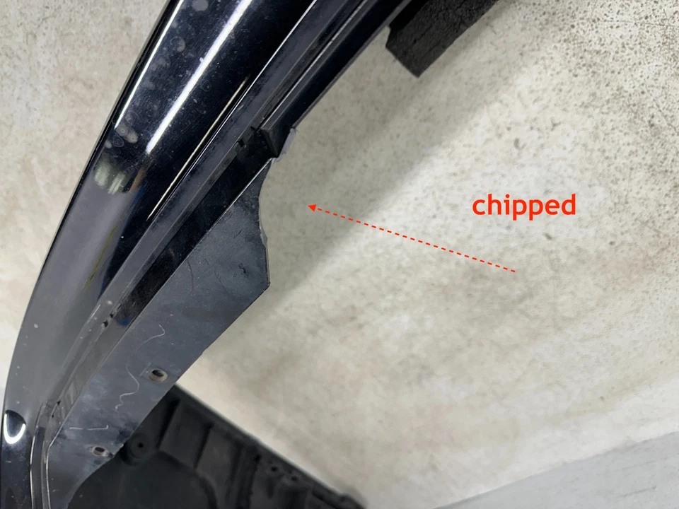 2000-2003 BMW E39 M5 Rear Bumper Cover Trim Diffuser Panel OEM Missing Chipped Foto 3 de 4