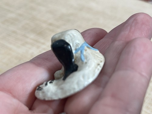 Miniature Vintage Metal black and white dog with blue bow Dog 1:12 scale - Picture 4 of 7