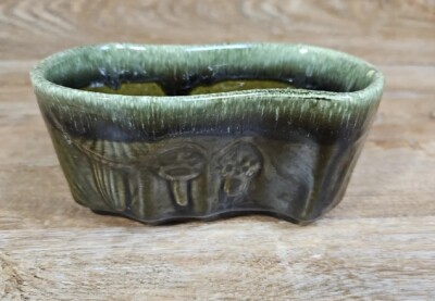 Hull B2 Garden Pottery USA Green Brown Planter Pot Mushroom VTG MCM 