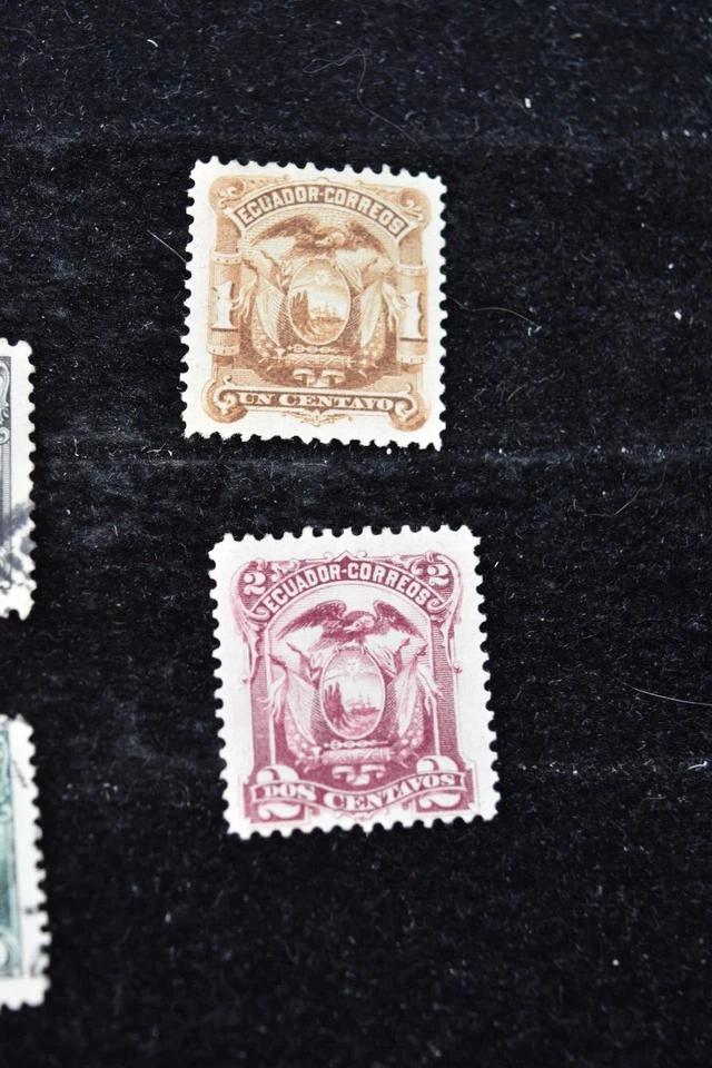 ECUADOR    2 REPRINTS S 12-13 +  1937-1945  S 321-323+ S 324-329   USED - Image 2 of 4
