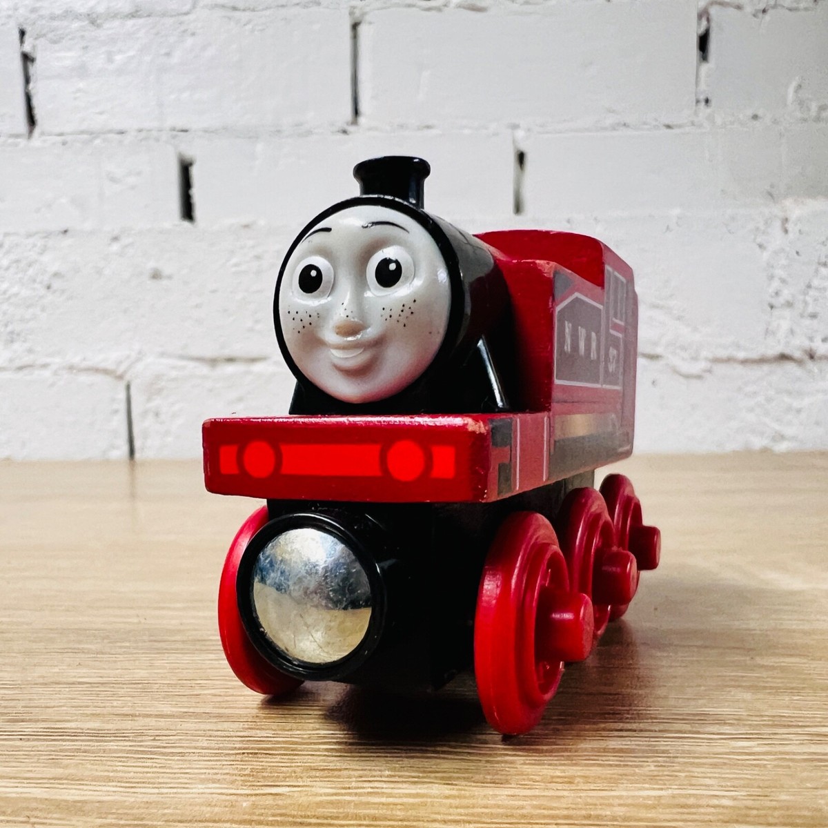 Ttte Name Of Red Train In Thomas The Tank Engine Thomas The Tank