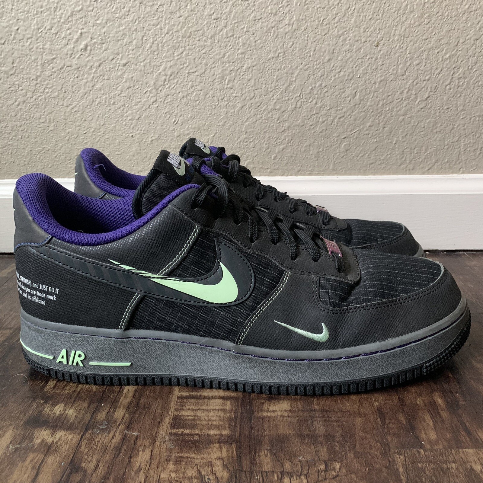 af1 future swoosh