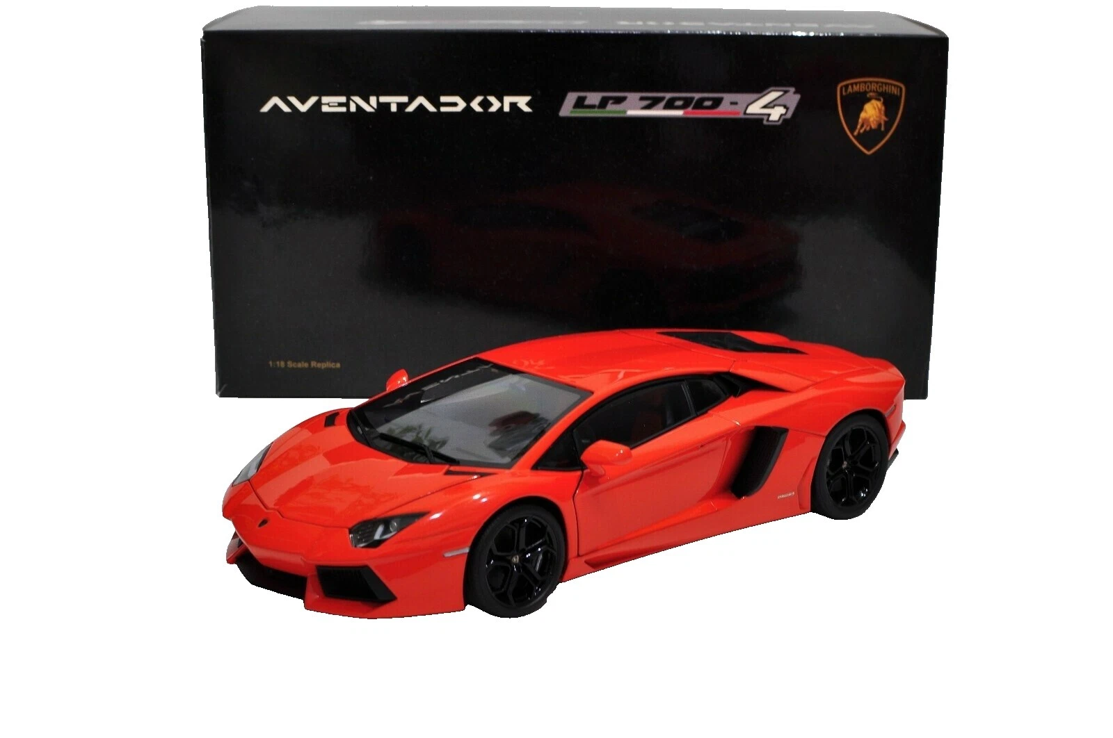 Lamborghini 1:18 Collectible Model Cars & Trucks