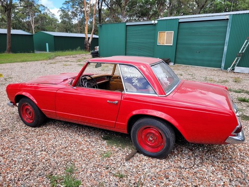 1965 mercedes pagoda 230sl convertible red 4 speed manual - Picture 5 of 22