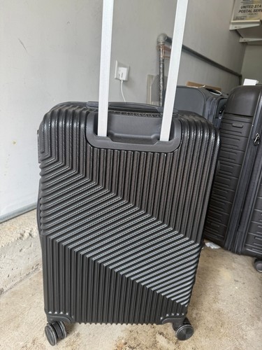 New Mirage Luggage Hard shell Lightweight Suitcase Black 24" - Picture 4 of 9