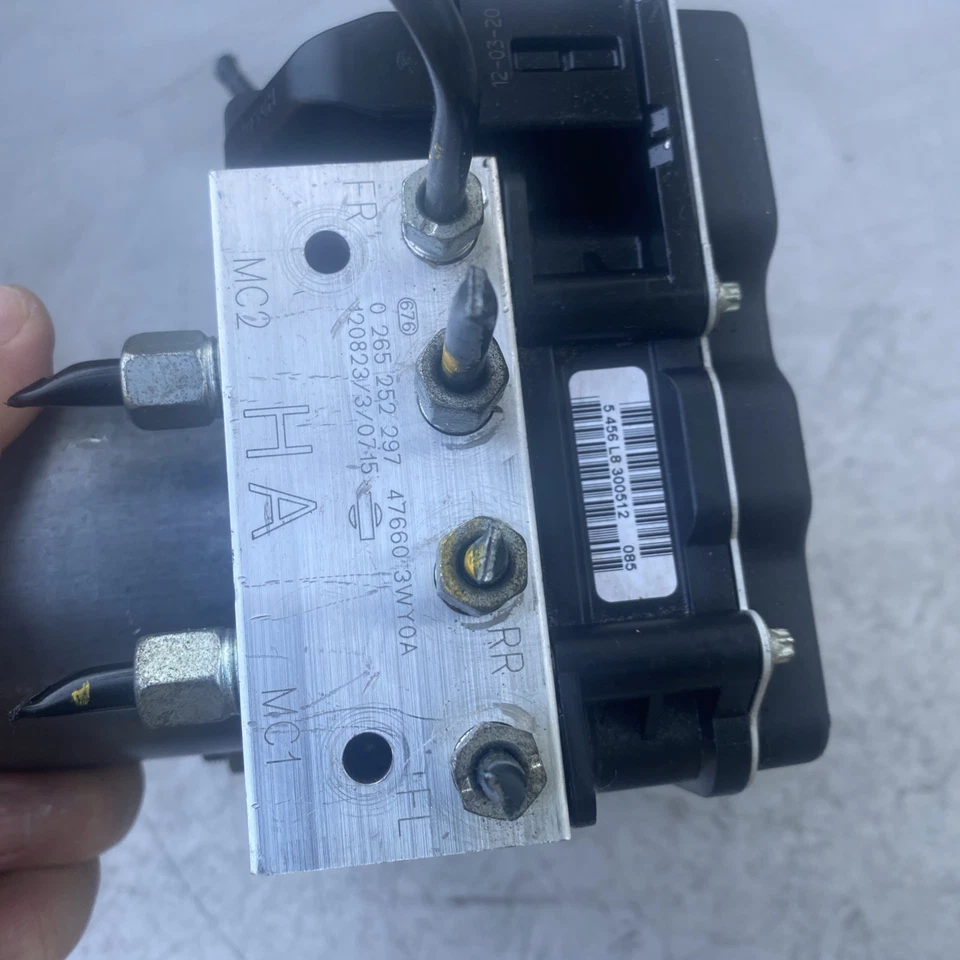 🛑 2012-2013 英菲尼迪 FX35 ABS 防锁制动泵模块 原始设备制造商 RWD — 第 4/4 张图片