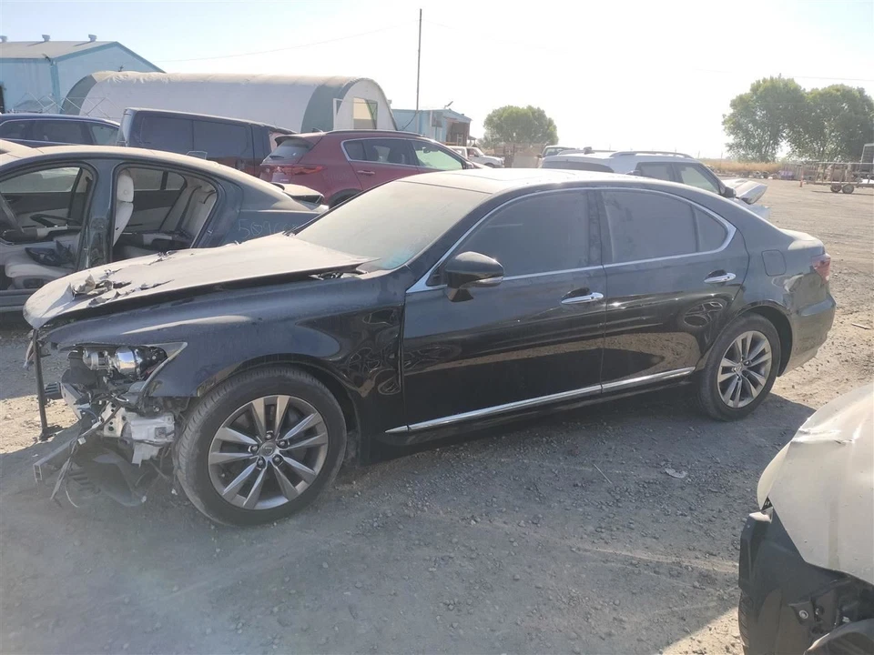 MÓDULO DE CONTROLE DE CHASSI 8965050300 2013-2017 LEXUS LS460 - Imagem 3 de 4