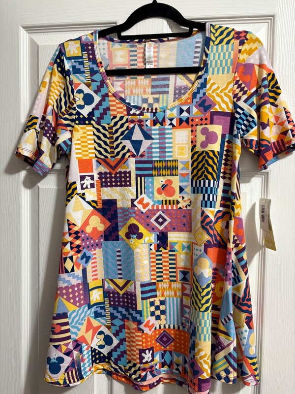 LuLaRoe Womens XS Disney Perfect T Shirt Top Short Sleeve Minnie Mouse