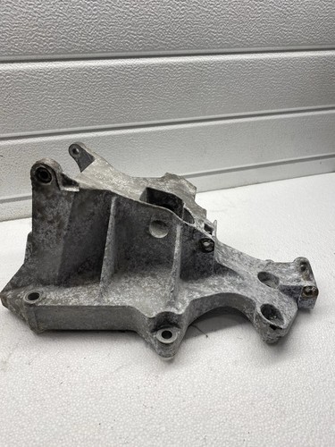 VW PASSAT B5 3B3 Generatorhalterung 038903143 2004 17158490