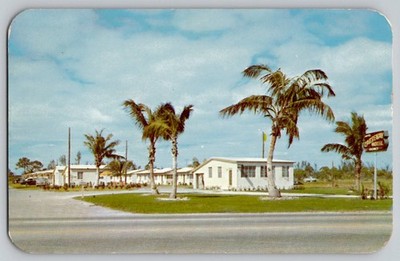 Causeway Motel Miami Hollywood Florida Biscayne Blvd Roadside Postcard 1960's