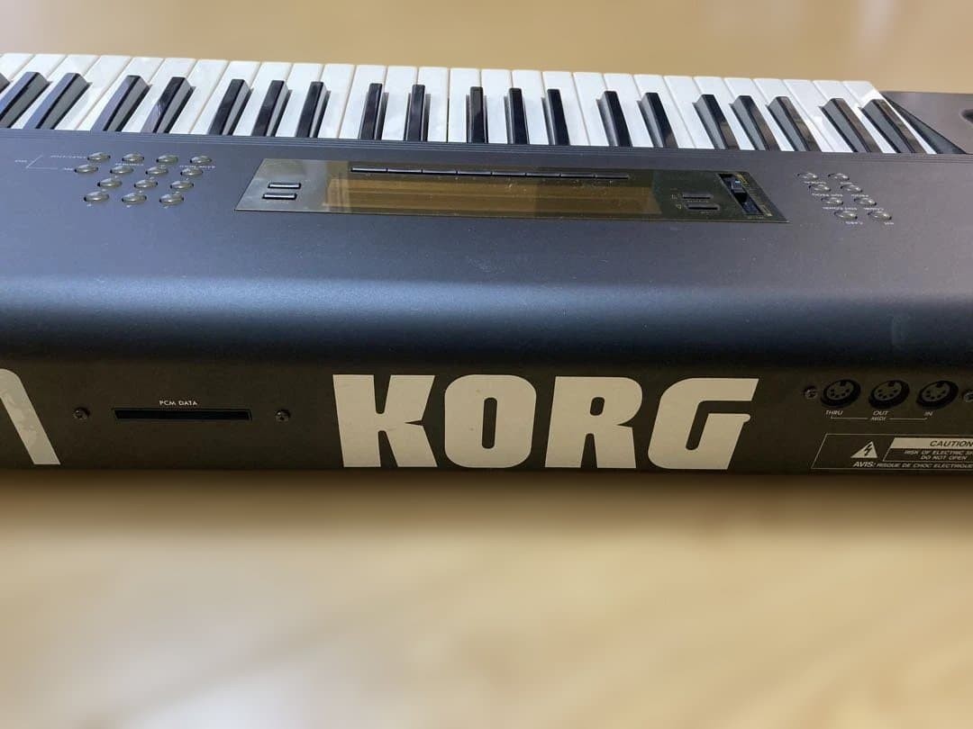 KORG M1 Music Workstation Synthesizer Black Vintage Keyboard