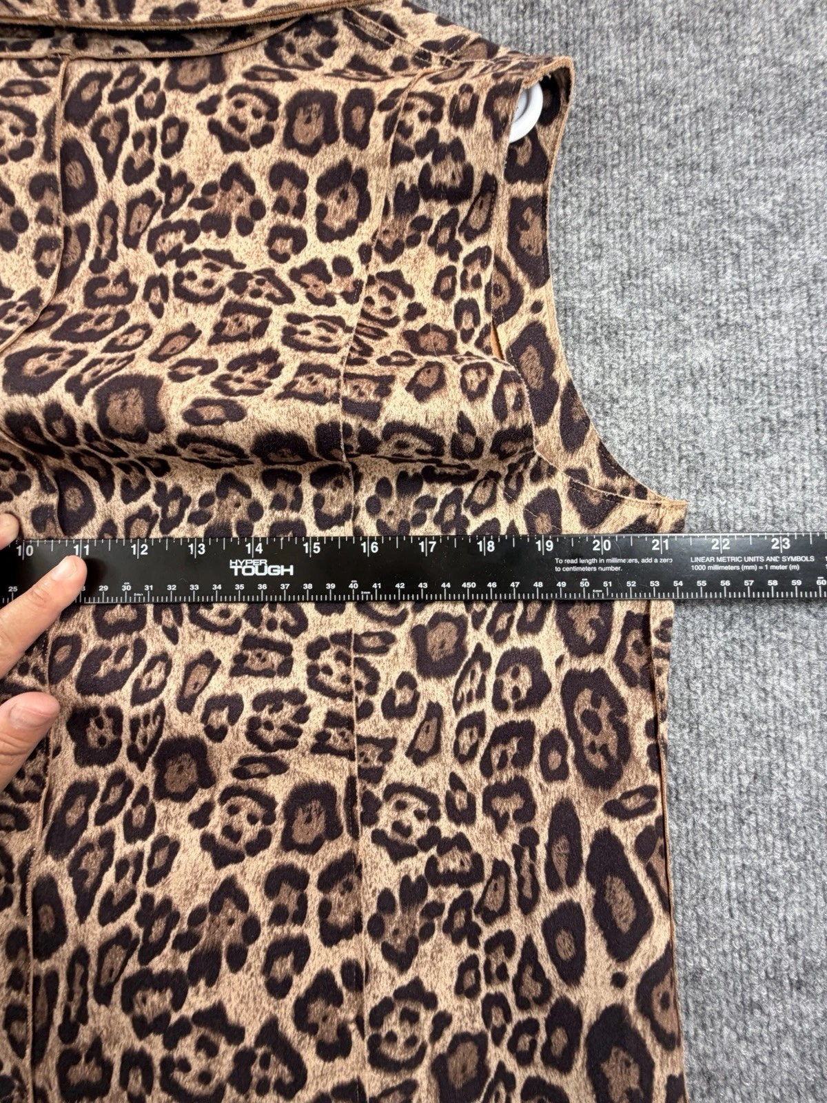 Chico's Leopard Print Fleece Zip Front Lined Vest Womens Size 2 Brown Black - product detail image 12