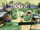Vintage 1961 Flintstones Play Set No.4762 withBackground + 11" Standees