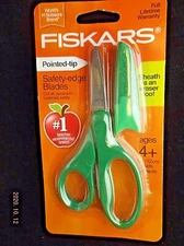 Fiskars Pointed Tip Safety Edge Blade Kids 5 Inch Scissors Sheath Eraser Green
