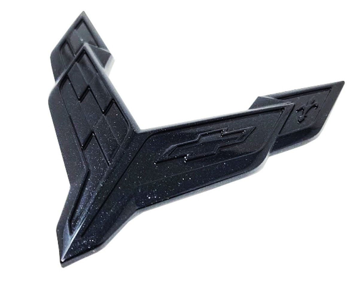 2020-25 Corvette C8 Front Crossed Flags Emblem Carbon Flash