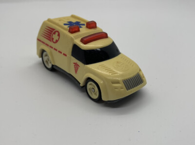 ミニカー Hot Wheels Real Riders AMBULANCE Amazon.com: Hot Wheels Ambulance - red Fire Squad Series 1/4
