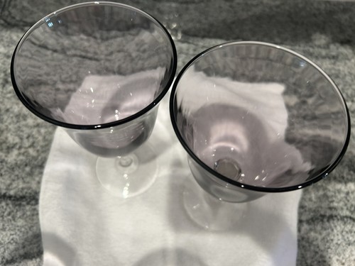 4 AMETHYST /PURPLE Colored WINE/WATER GLASSES GOBLET CLEAR STEM - Picture 7 of 14