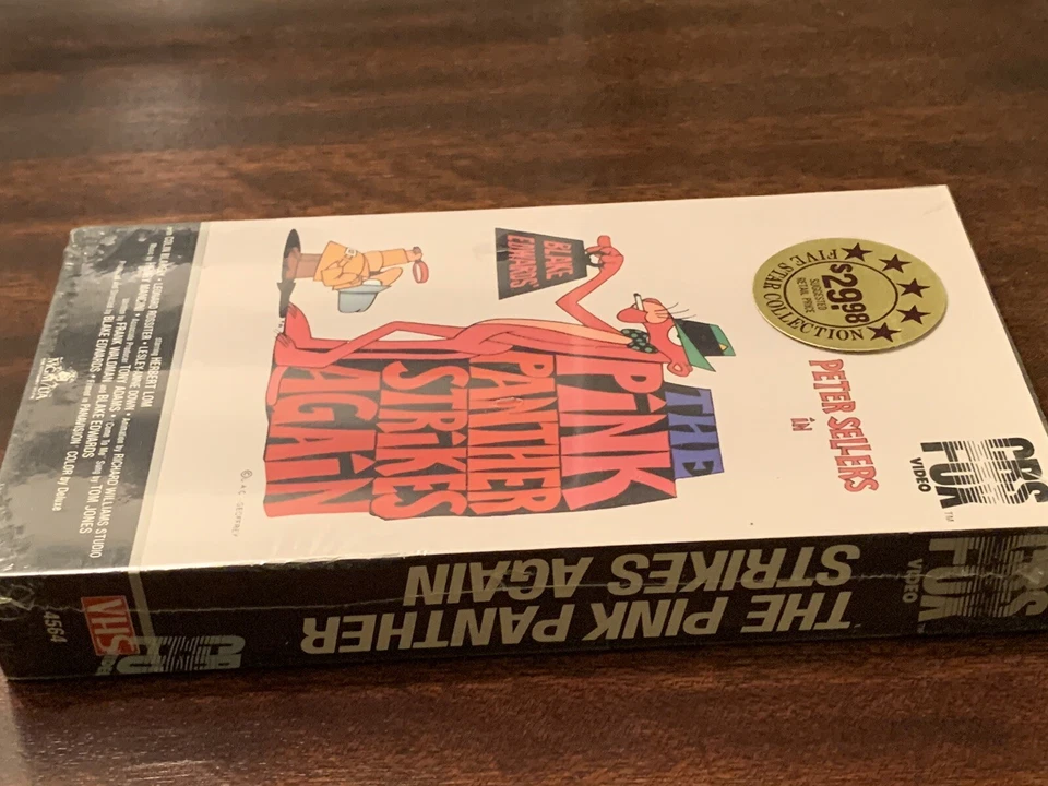 The Pink Panther Strikes Again CBS FOX VHS Brand New Factory Sealed Peter Seller Foto 3 de 4