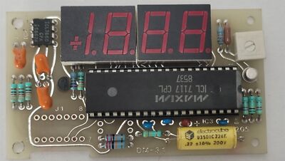 Datel Intersil DM-XXXX(X)-1 Digital Panel Meter , 2V Range , PC-7208-B