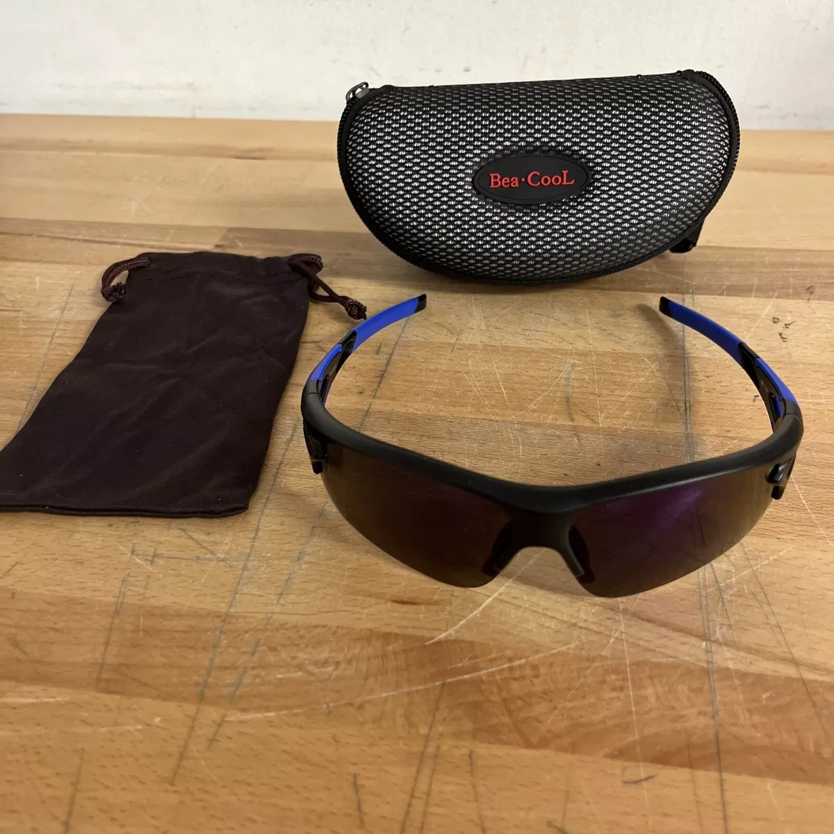 Bea Cool Polarized Sunglasses Blue Black with Bag and Case VK